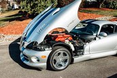 Dodge Viper GTS cu 127 de kilometri la bord