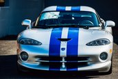 Dodge Viper GTS cu 127 de kilometri la bord