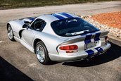 Dodge Viper GTS cu 127 de kilometri la bord