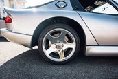 Dodge Viper GTS cu 127 de kilometri la bord