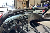 Dodge Viper RT/10 cu 48 de kilometri la bord