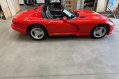 Dodge Viper RT/10 cu 48 de kilometri la bord
