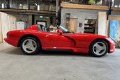 Dodge Viper RT/10 cu 48 de kilometri la bord