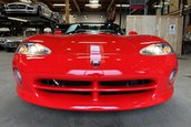 Dodge Viper RT/10 cu 48 de kilometri la bord