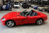 Dodge Viper RT/10 cu 48 de kilometri la bord