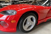 Dodge Viper RT/10 cu 48 de kilometri la bord