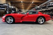 Dodge Viper RT/10 cu 87 de kilometri la bord