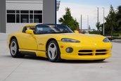 Dodge Viper RT/10 cu 9.998 de kilometri la bord