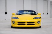 Dodge Viper RT/10 cu 9.998 de kilometri la bord