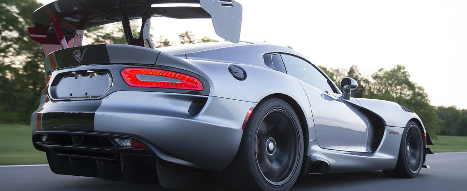 Dodge Viper traieste. Si stabileste 13 noi recorduri