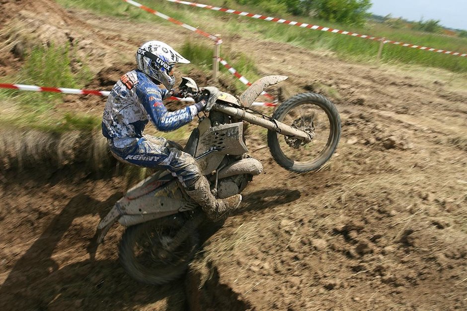 Doi piloti romani vor concura la raliul Dakar 2012