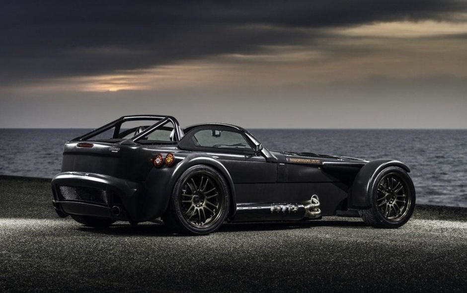 Donkervoort D8 GTO Bare Naked Carbon Edition