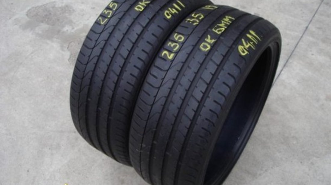 Doua anvelope de vara 235 35 19 pirelli p zero