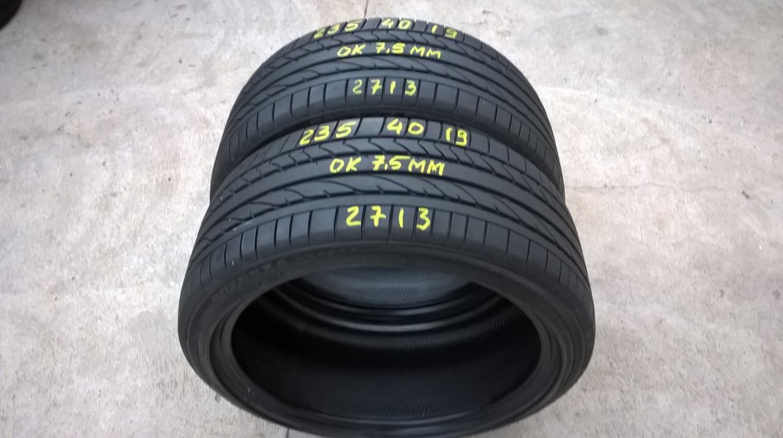 Doua anvelope de vara 235 40 19 bridgestone potenza RE 050