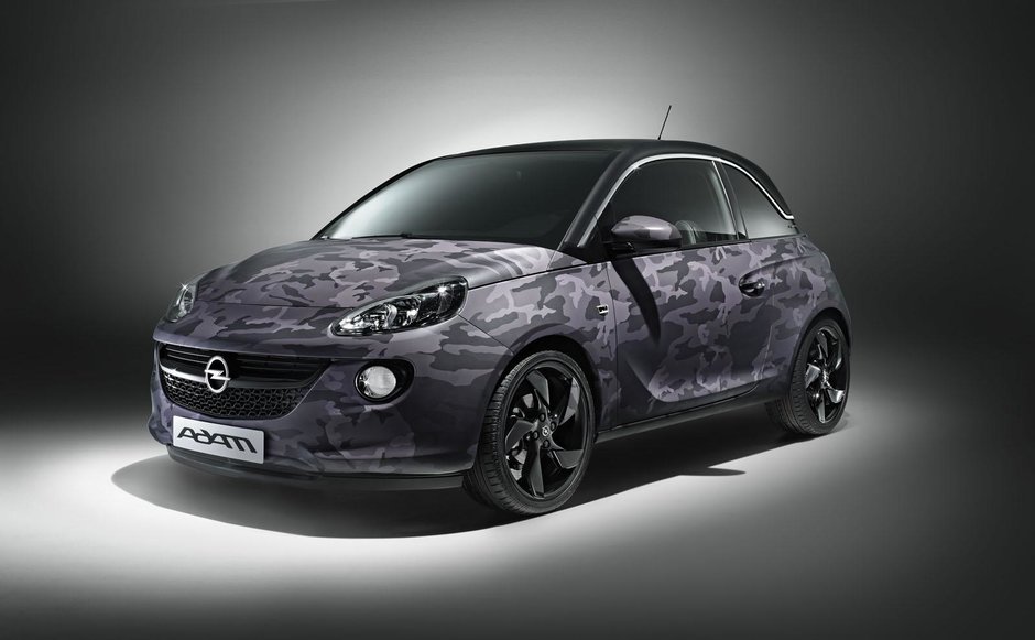 Doua editii speciale Opel Adam pentru oamenii cu probleme