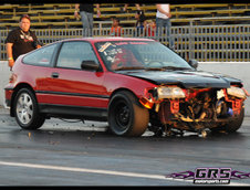 Drag race exploziv cu Honda CRX