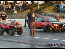 Drag race exploziv cu Honda CRX