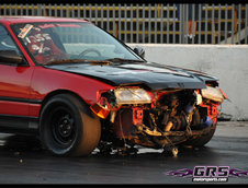 Drag race exploziv cu Honda CRX