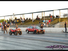 Drag race exploziv cu Honda CRX