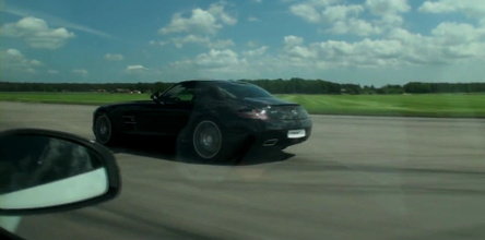 Drag Race: Mercedes SLS AMG vs. Audi R8 V10