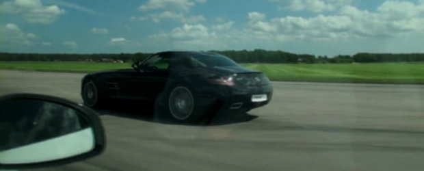 Drag Race: Mercedes SLS AMG vs. Audi R8 V10