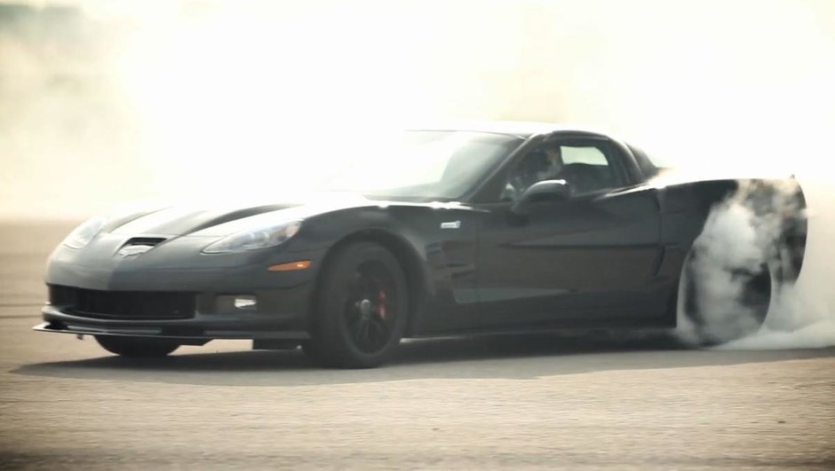 Drifturi cu Chevrolet Corvette ZR1 pentru o cauza nobila Drifturi cu Chevrolet Corvette ZR1 pentru o cauza nobila