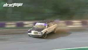 Drifturi cu Mercedes E-Class wagon diesel