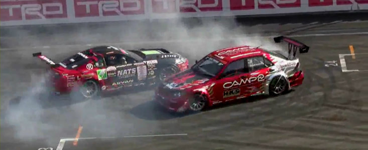 Drifturi la limita, cascadorii incitante, spectacol total pe circuitul Fuji Speedway Drifturi la limita, cascadorii incitante, spectacol total pe circuitul Fuji Speedway