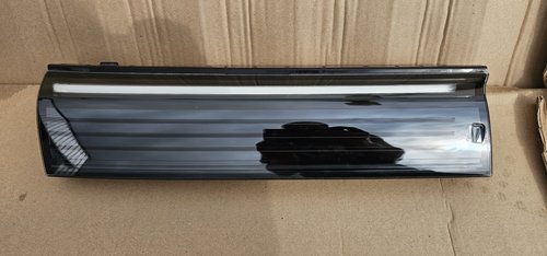 DRL Lumina de zi dreapta grila radiator Vw Tiguan 3 2024