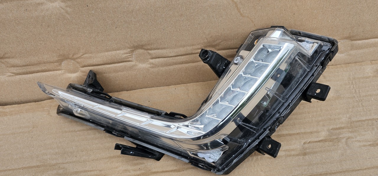 DRL Lumina de zi stanga Suzuki Swift 2014 2015 2016