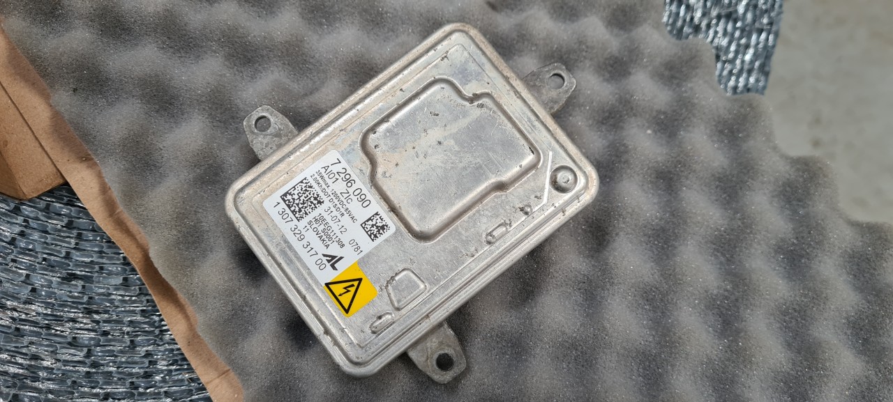 Droser balast xenon BMW Seria 3 F30 F31 F34 2012 201 2014 2015