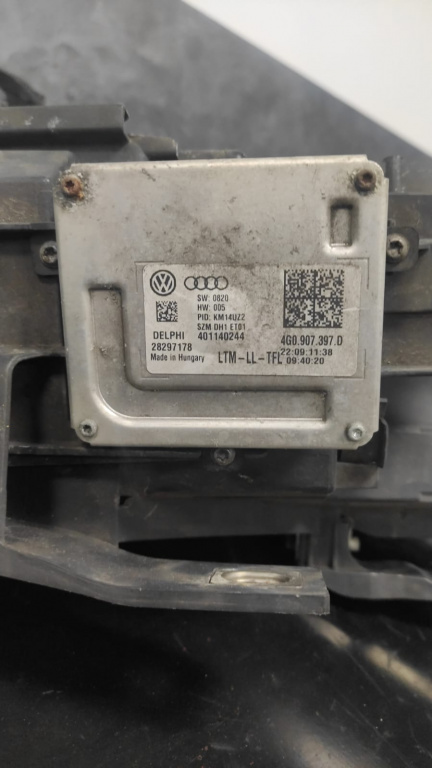 Droser xenon Audi Q3 (2011-2017) [8U] 2.0 Motorina 2012, 4G0907397D / DREAPTA