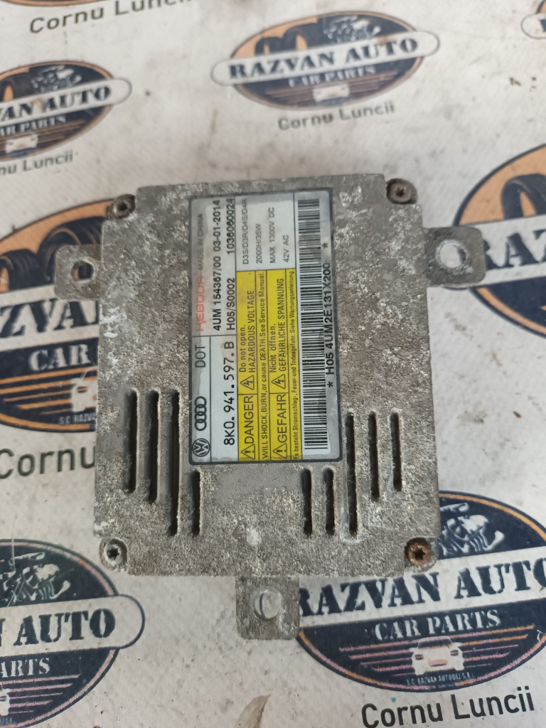 Droser xenon dreapta Skoda Octavia 3, 8K0941597B