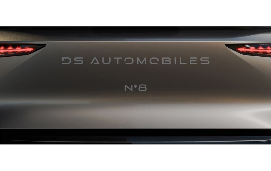 DS N°8