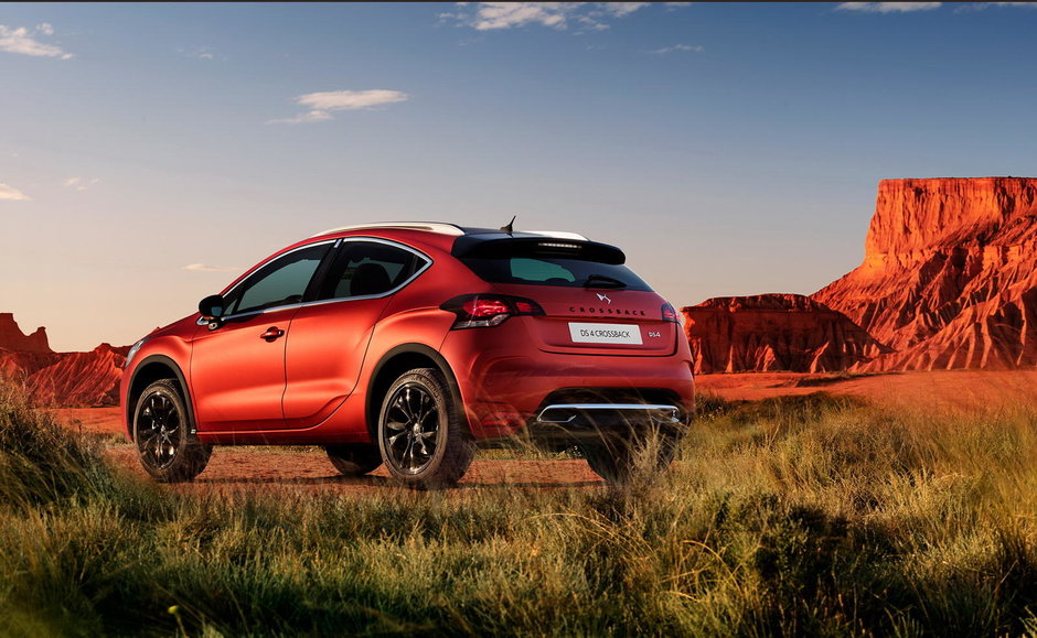 DS4 Crossback Terre Rouge