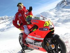 Ducati a dezvaluit modelul Desmosedici GP11, motorul lui Valentino Rossi