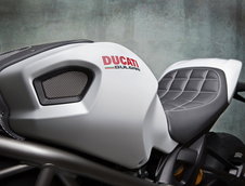 Ducati Monster 1100 Evo by Vilner