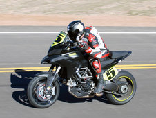 Ducati Multistrada 1200 la Pikes Peak