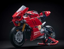 Ducati Panigale V4 R de la Lego Technic