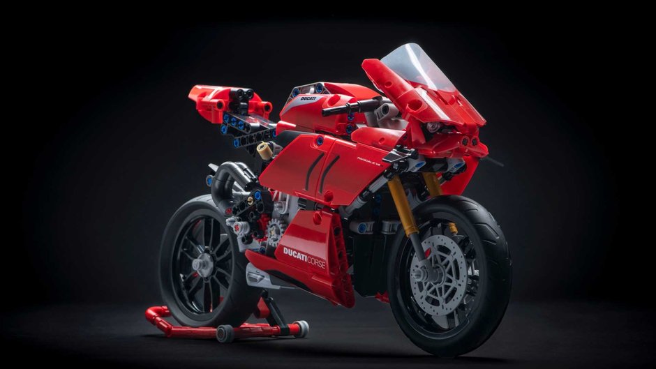 Ducati Panigale V4 R de la Lego Technic