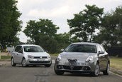 Duel in familia hot-hatch: Alfa Romeo Giulietta vs. VW Golf VI
