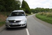Duel intre break-uri low-cost: Dacia Logan MCV vs. Lada Priora break