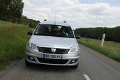 Duel intre break-uri low-cost: Dacia Logan MCV vs. Lada Priora break