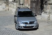 Duel intre break-uri low-cost: Dacia Logan MCV vs. Lada Priora break