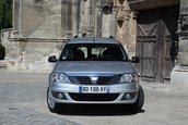 Duel intre break-uri low-cost: Dacia Logan MCV vs. Lada Priora break