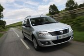 Duel intre break-uri low-cost: Dacia Logan MCV vs. Lada Priora break