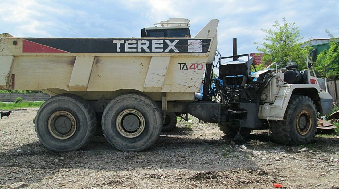 Dumper articulat Terex 4066 (Piese)