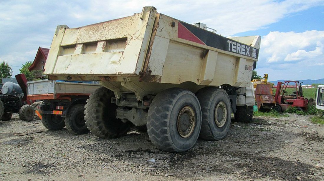 Dumper articulat Terex 4066 (Piese)