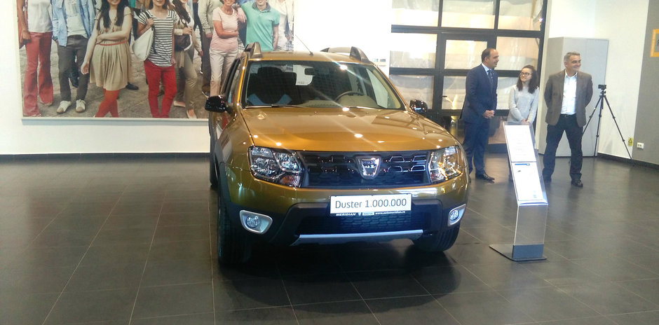 Duster cu numarul 1.000.000 fabricat in Romania i-a fost livrat unui client din Bucuresti Duster cu numarul 1.000.000 fabricat in Romania i-a fost livrat unui client din Bucuresti