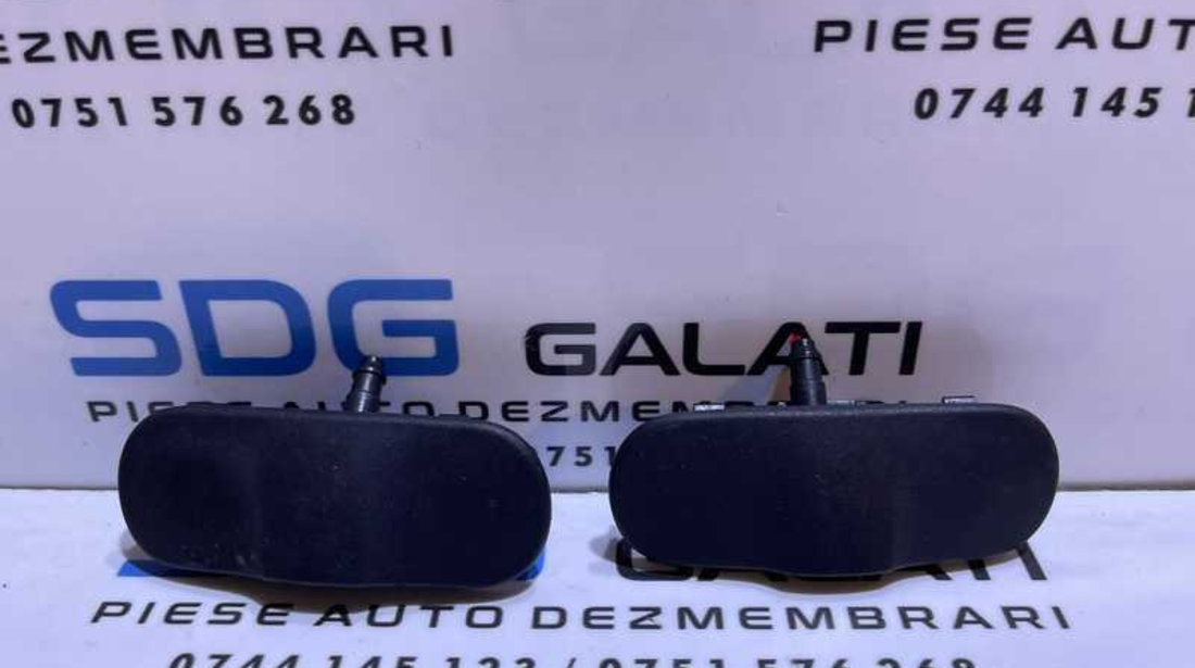 Duza Duza Spalatoare Sprituitoare Parbriz cu Incalzire Audi A4 B8 2008 - 2015 Cod 8T0955988B 8T0955987B